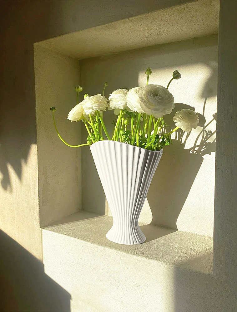 Ваза Fountain, 30,5 см от Ferm Living