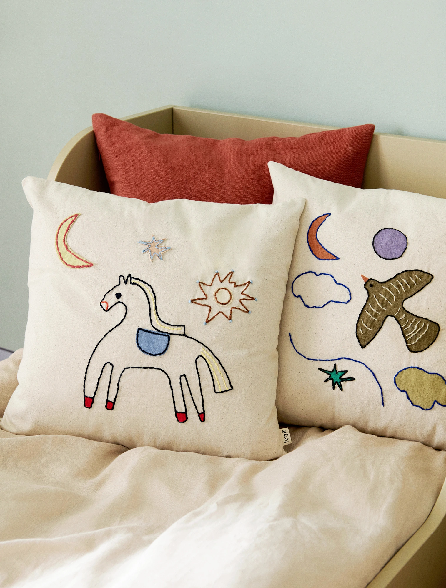 Декоративная подушка Naive, 40x40 см