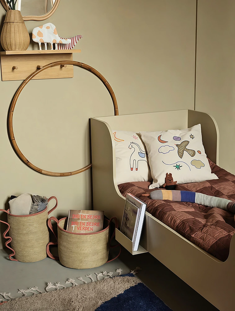 Декоративная подушка Naive, 40x40 см от Ferm Living