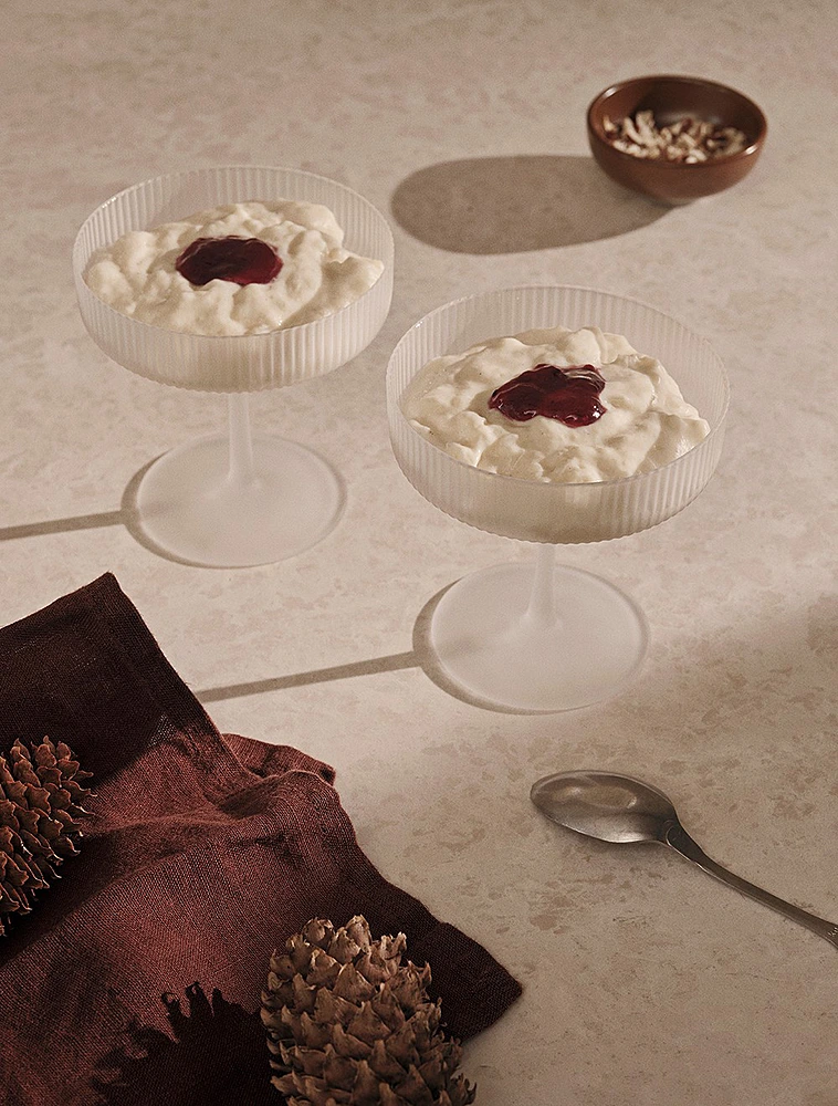 Набор из 2 бокалов для шампанского и мартини Ripple, 150 мл от Ferm Living