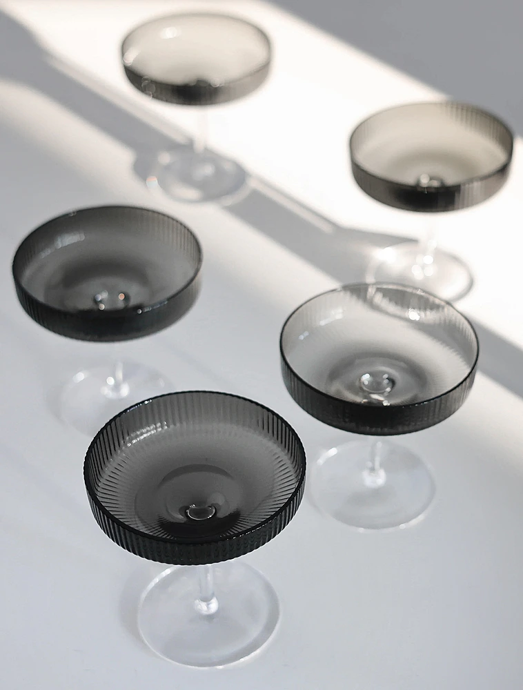 Набор из 2 бокалов для шампанского и мартини Ripple, 150 мл от Ferm Living