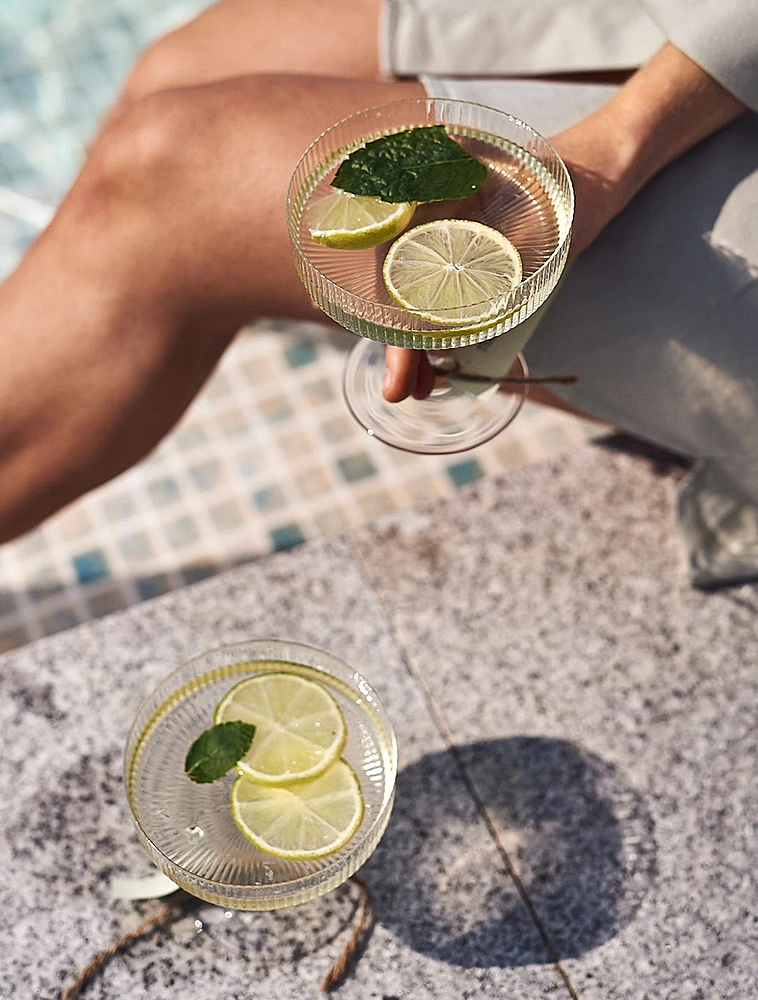 Набор из 2 бокалов для шампанского и мартини Ripple, 150 мл от Ferm Living