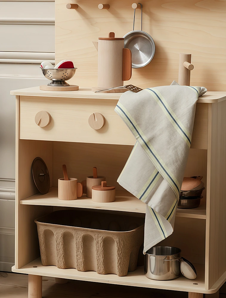 Набор игрушечной посуды Toro Play, 9 пр. от Ferm Living