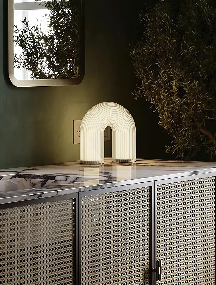 Настольная лампа Vuelta, 21,5 см от Ferm Living