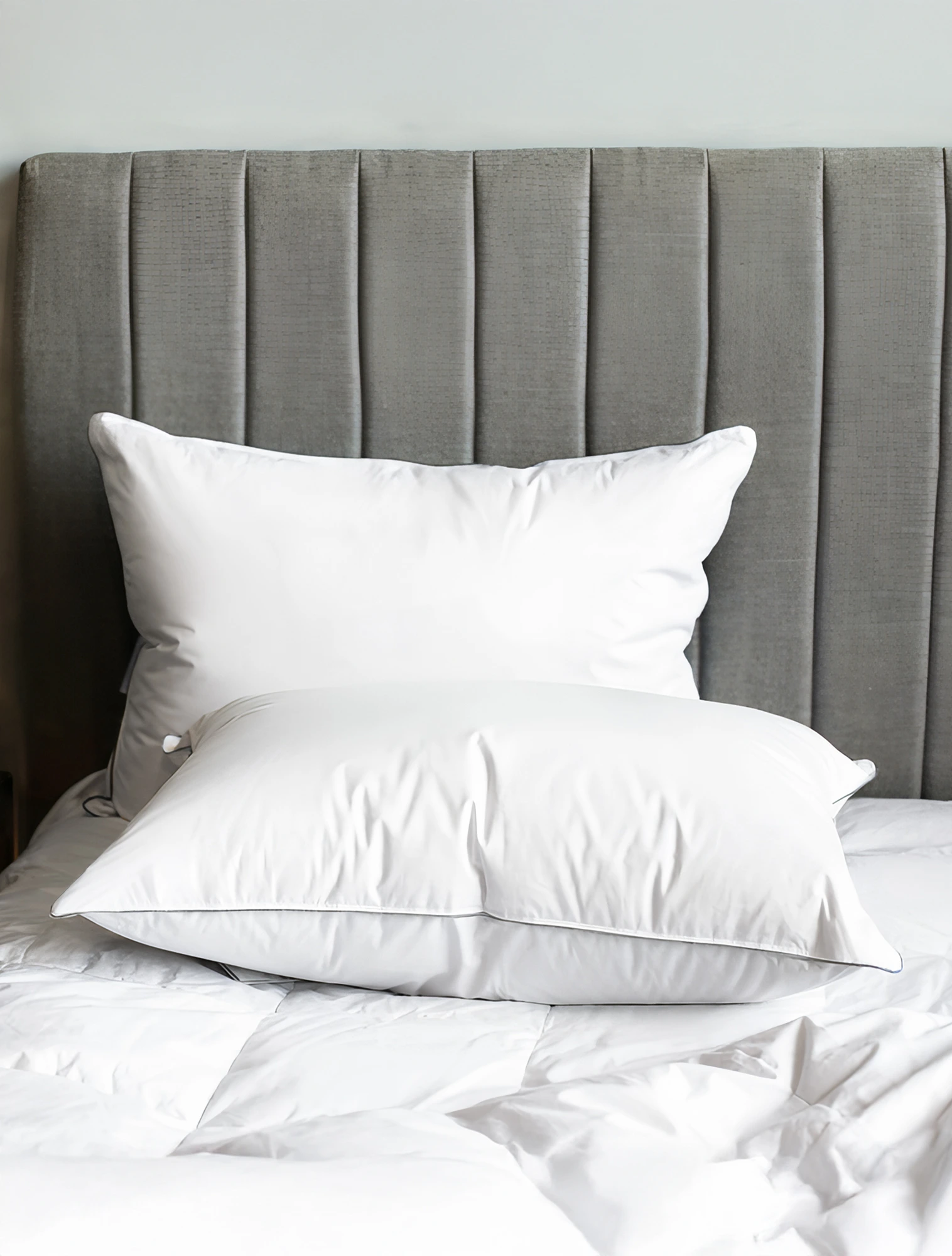 Подушка мягкая Gray Familie Down, 50х70 см