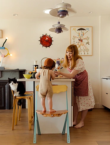 Книга Inspiring Family Homes, 24x30 см