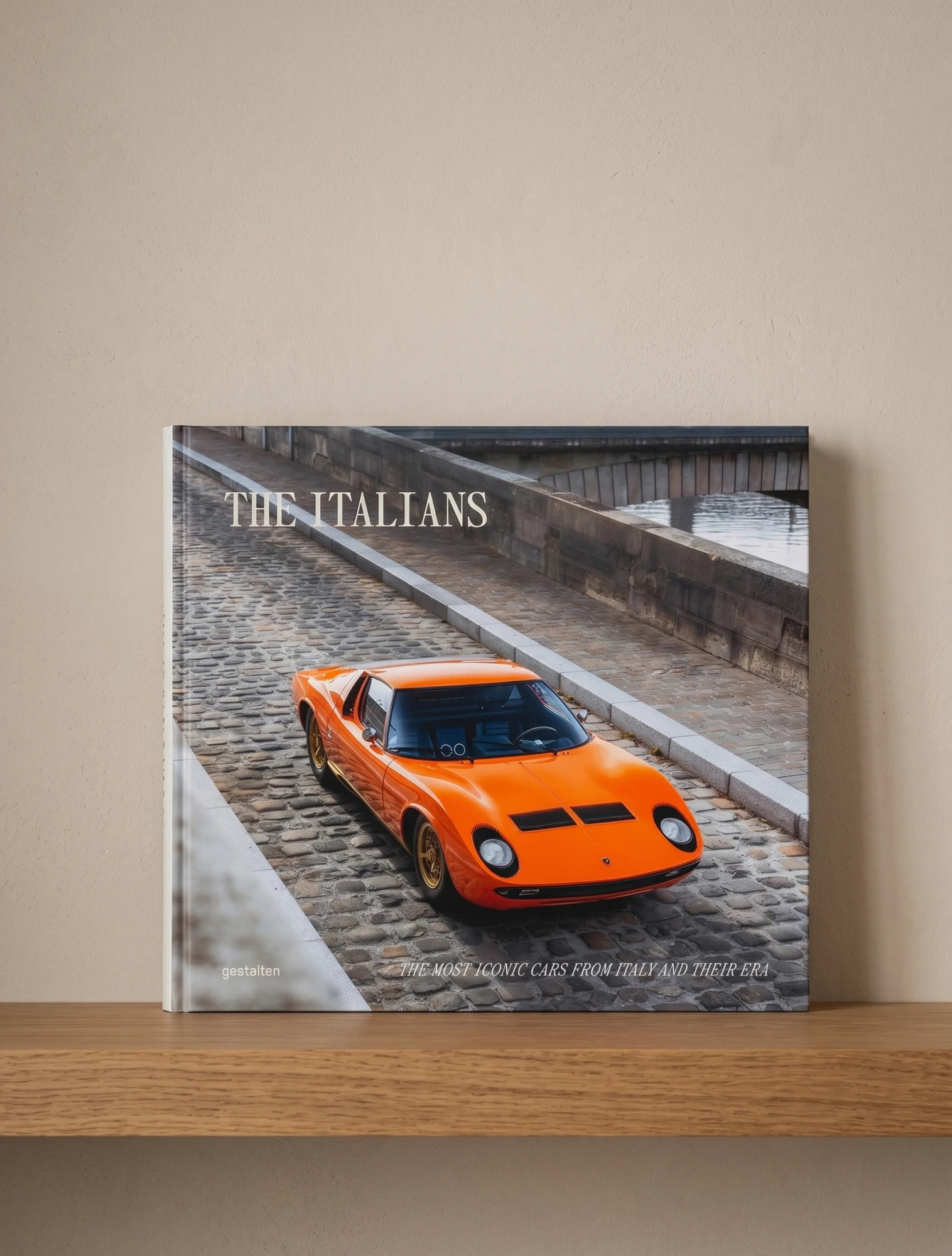 Книга The Italians – Beautiful Machines, 27x30 см