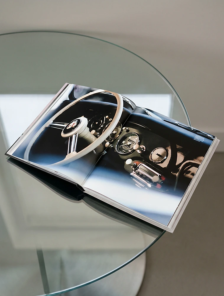 Книга Porsche 911, 21x26 см от Gestalten