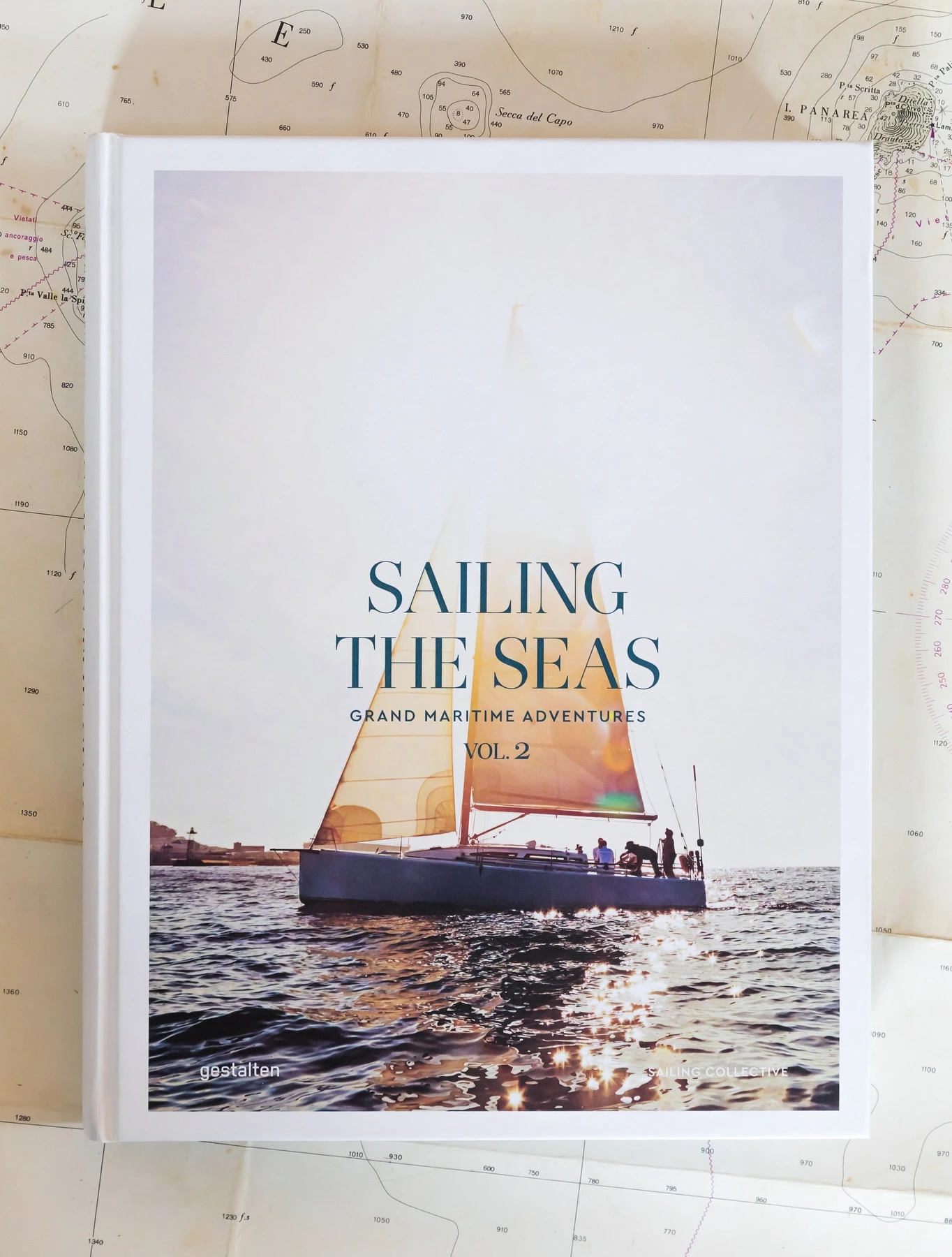 Книга Sailing the Seas Vol. 2, 23x29 см