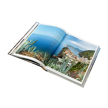 Книга Wanderlust Mediterranean, 23x29 см
