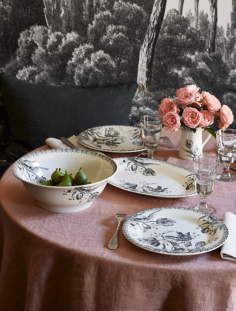 Плоское блюдо Tulipes Noires, 37 см от Gien