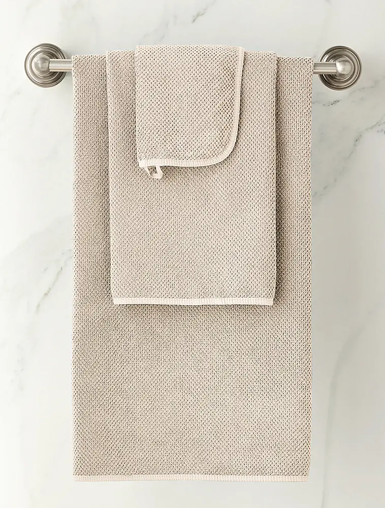 Полотенце Bee Waffle Fog, 70x140 см от Graccioza