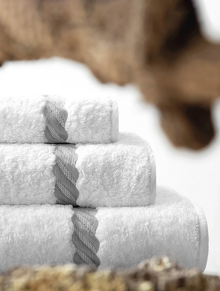 Полотенце Simone Silver, 70x140 см от Graccioza