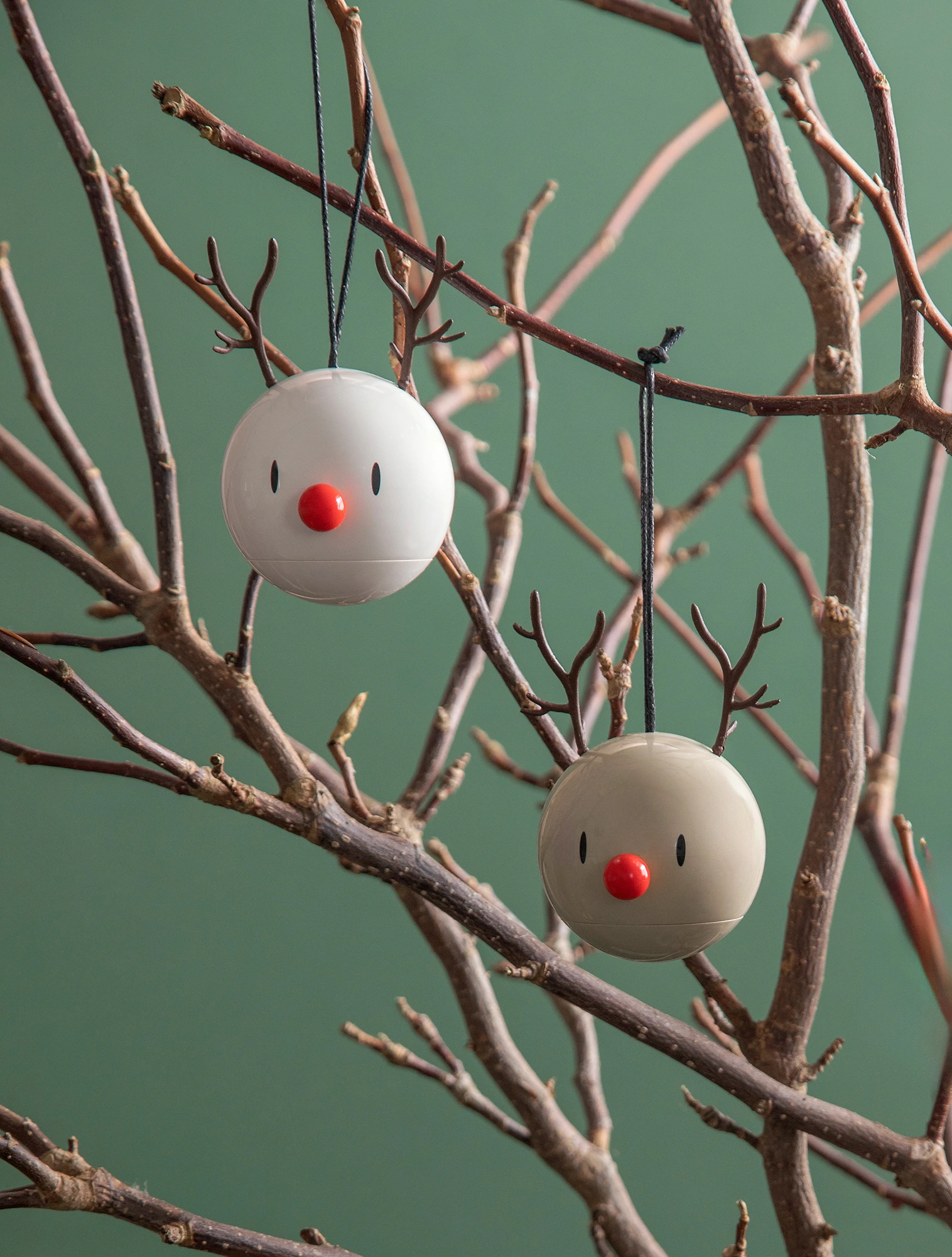 Набор из 2 ёлочных игрушек Reindeer Bumble, 8 см