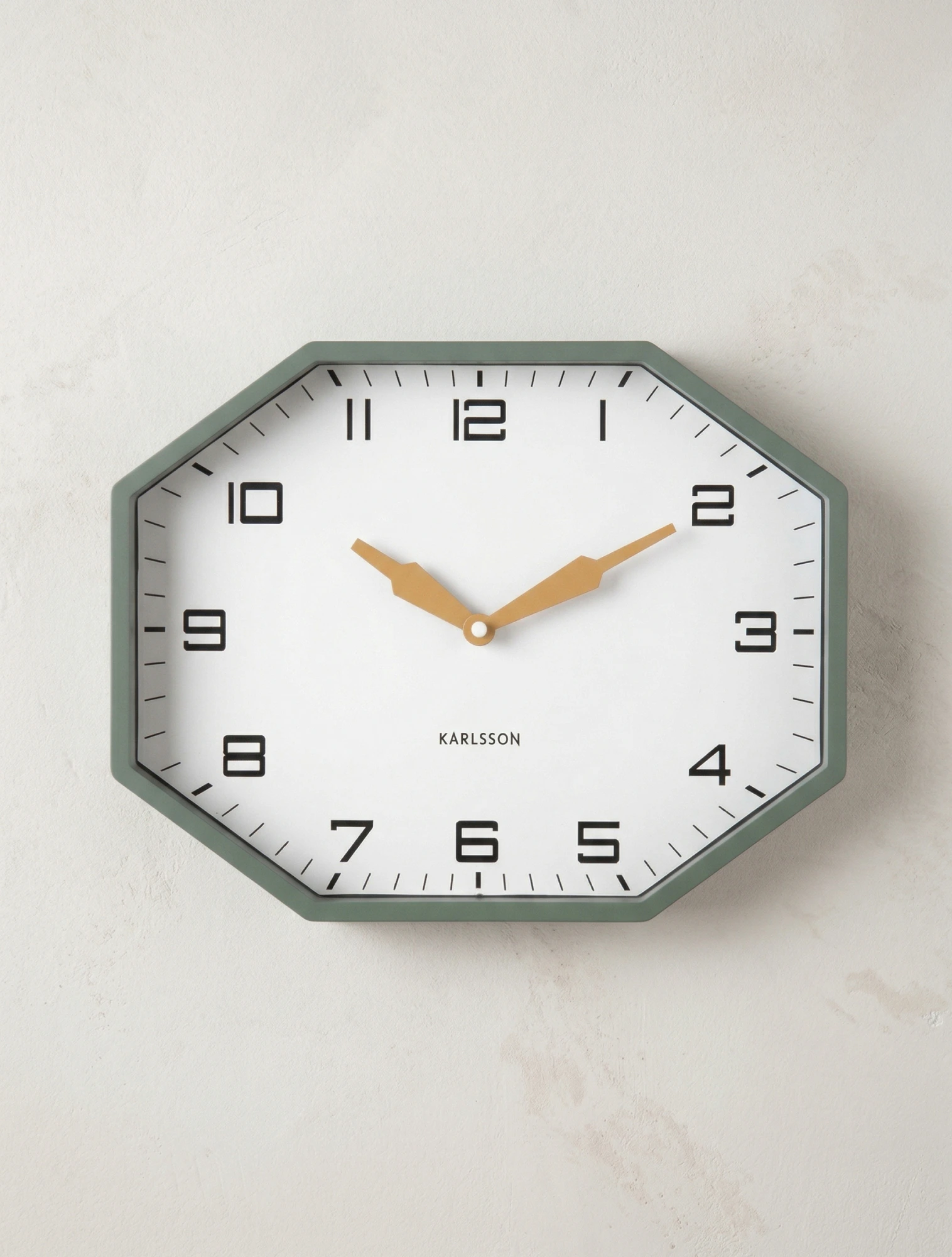 Настенные часы Modern Factory Octagon, 32х26 см