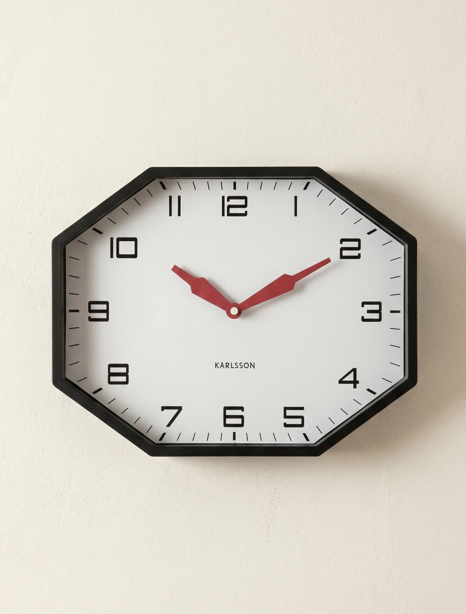 Настенные часы Modern Factory Octagon, 32х26 см