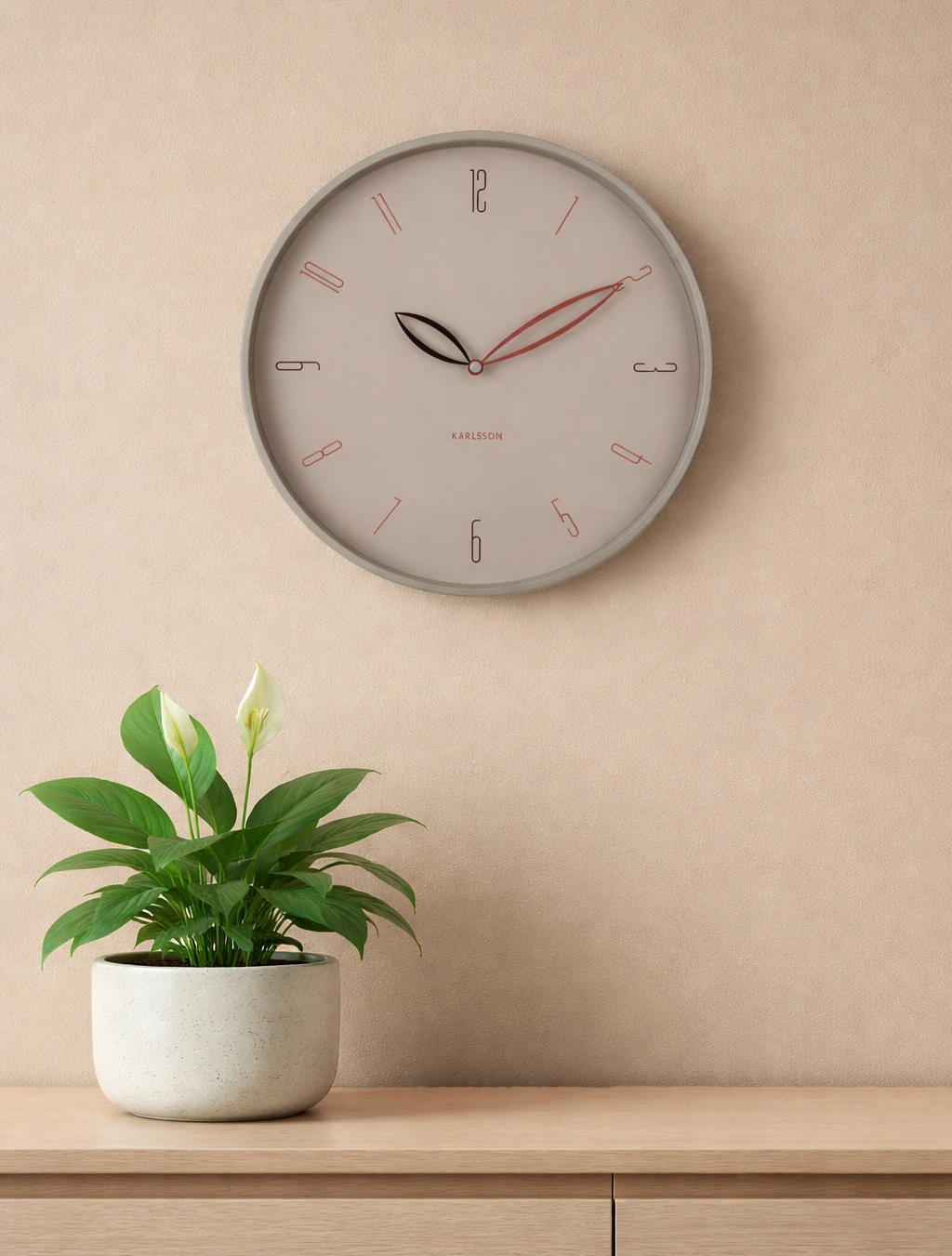 Настенные часы Petals, 40 см