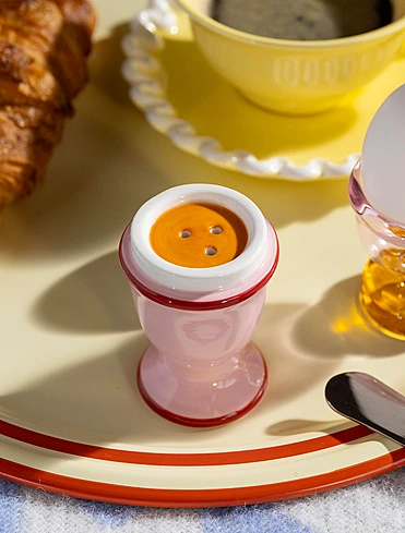 Набор из солонки и перечницы Egg, 10 см