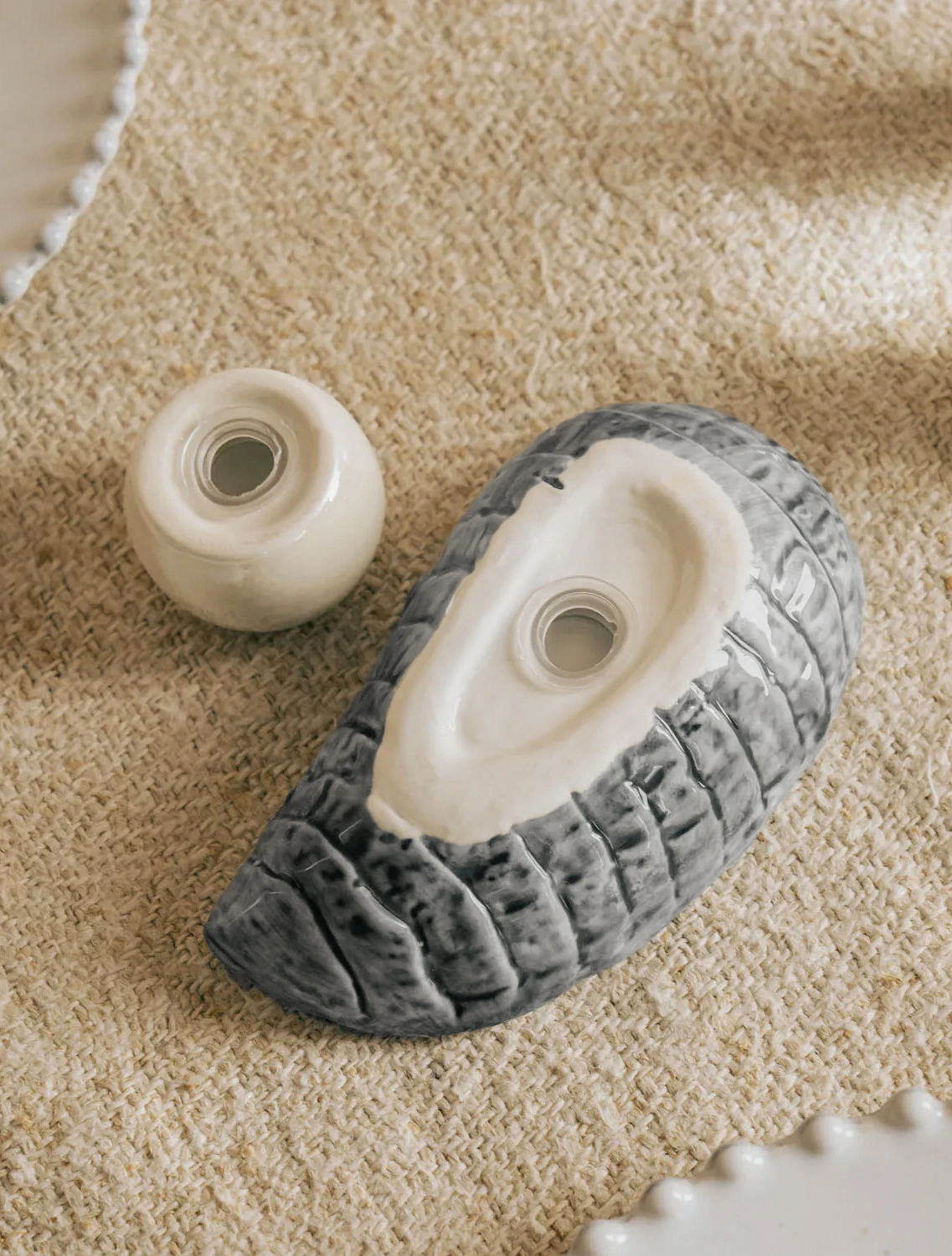 Набор из солонки и перечницы Oyster