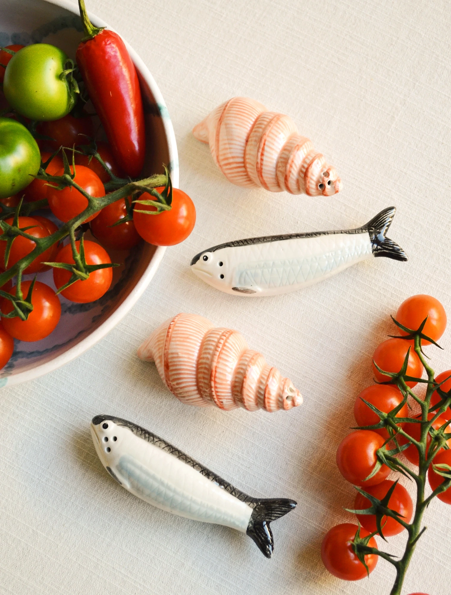 Набор из солонки и перечницы Shell, 4 см