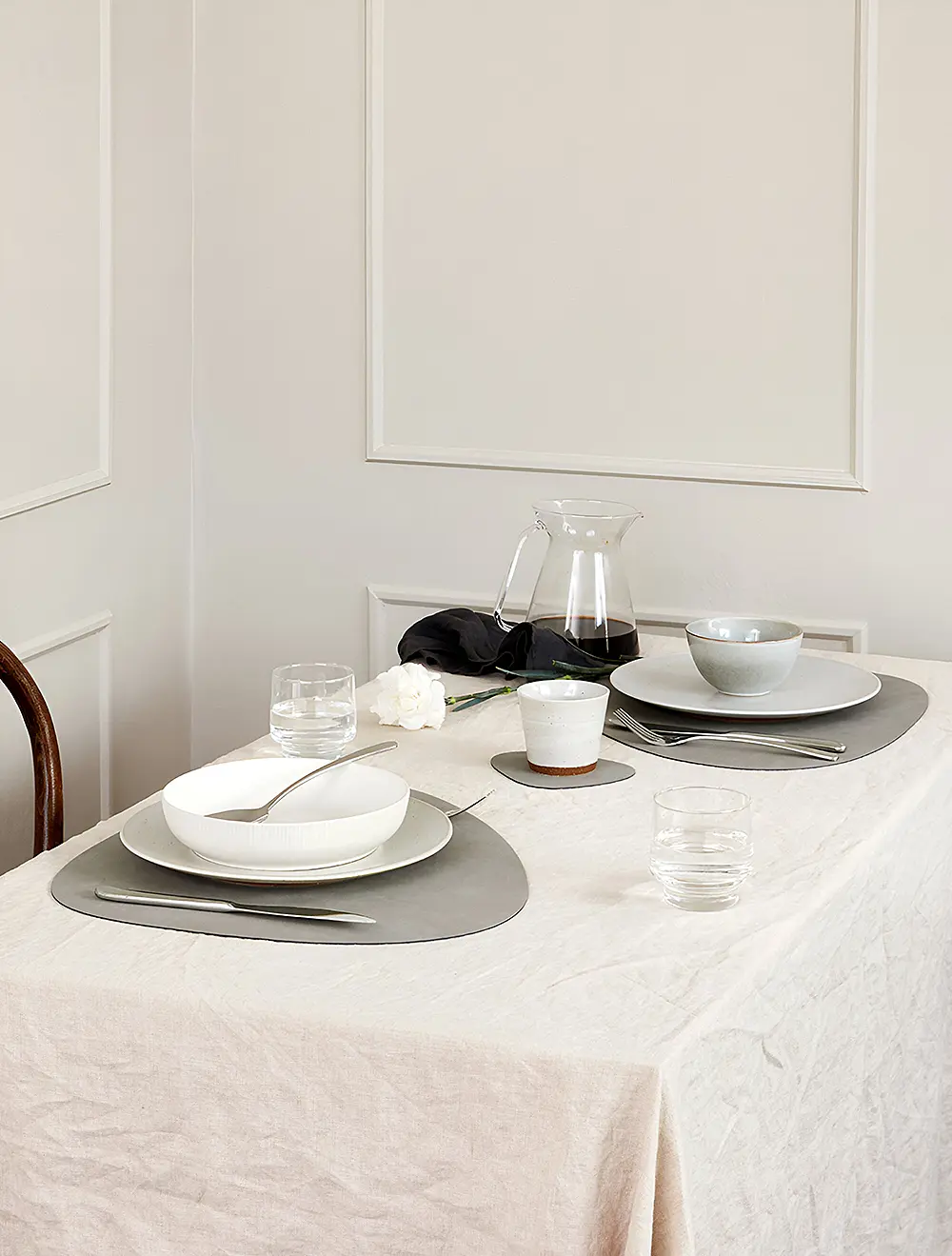 Плейсмат Curve Light Grey, 37x44 см
