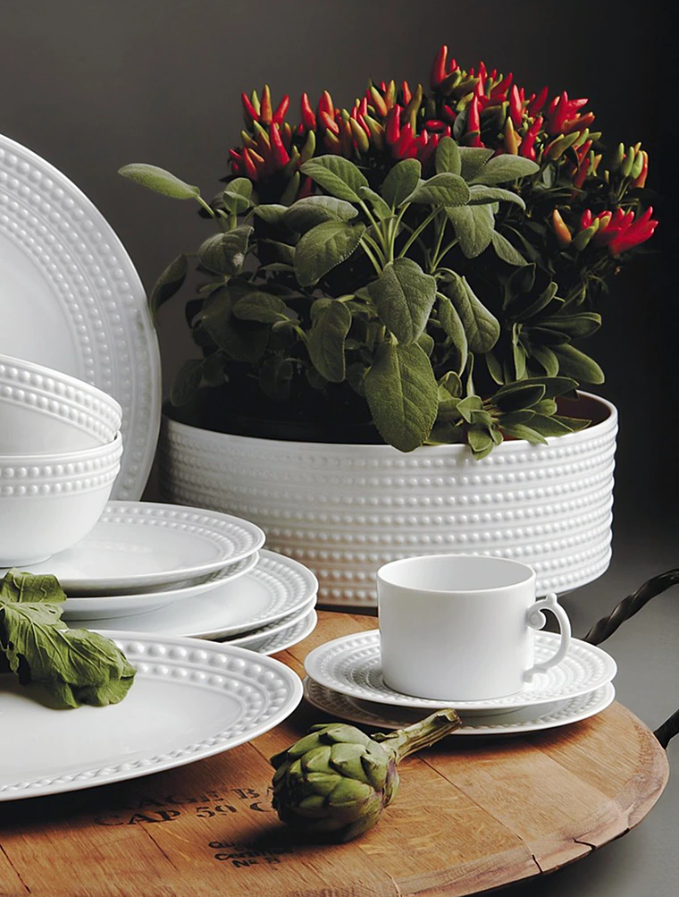 Сервировочный салатник Perlee, 30 см от L'Objet