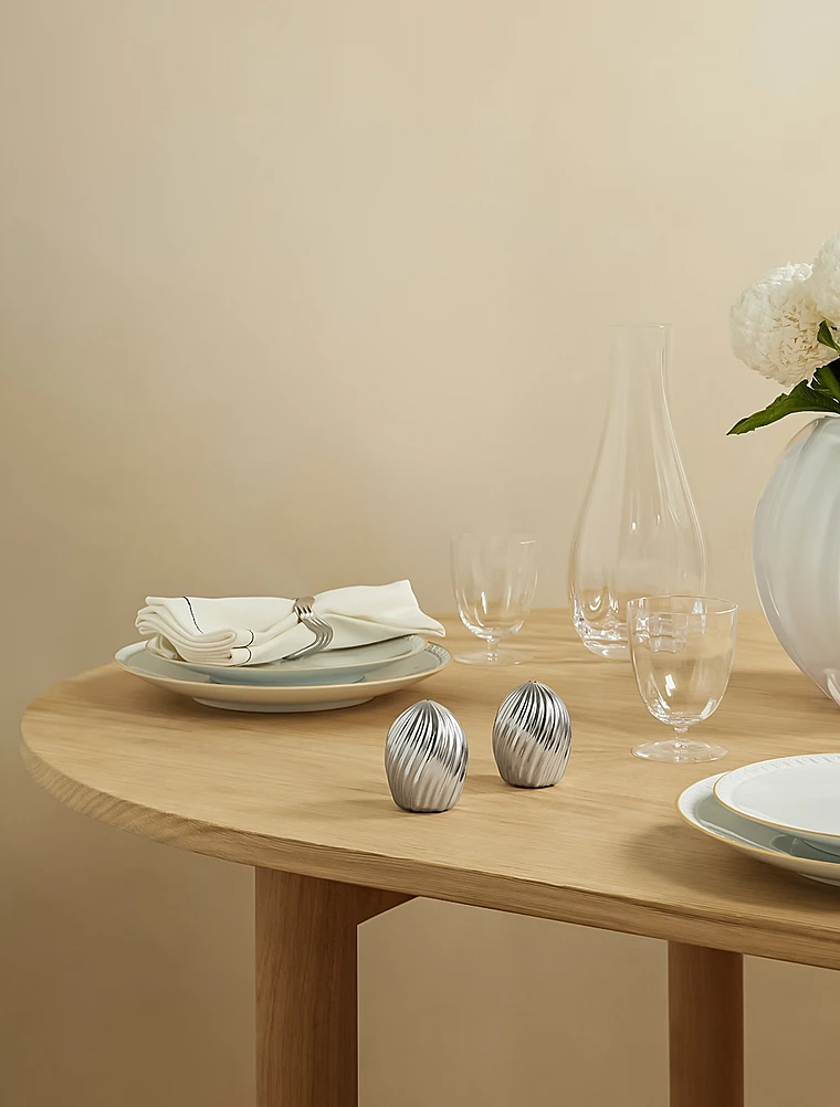 Набор из солонки и перечницы Ripple, 8 см от L'Objet