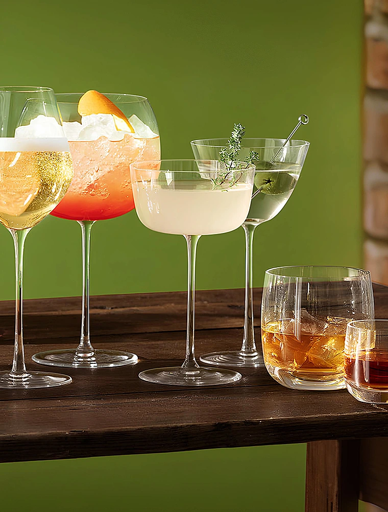Набор из 4 бокалов для шампанского и мартини Borough, 240 мл от LSA International