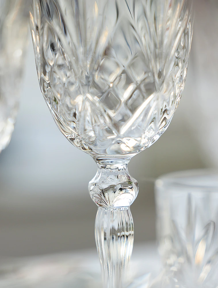 Набор из 4 бокалов для белого вина Melodia, 210 мл от Lyngby Glas