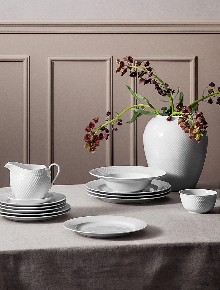 Суповая тарелка Rhombe, 24,5 см от Lyngby Porcelaen