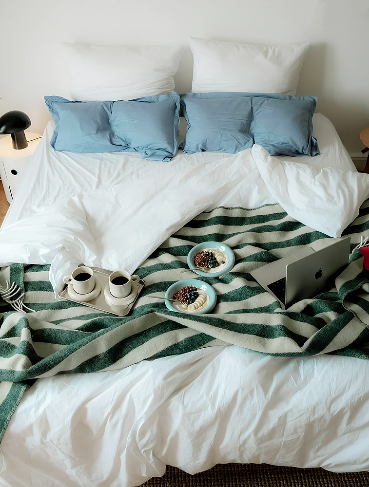 Плед Candy Wrap, 130х200 см от Maison Deux