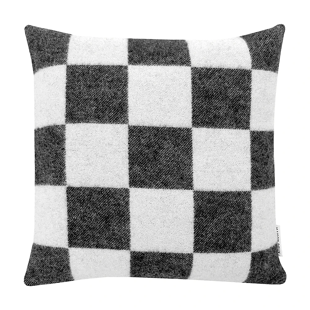 Декоративная наволочка Checkerboard, 50х50 см от Maison Deux
