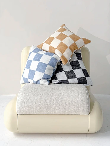 Декоративная наволочка Checkerboard, 50х50 см