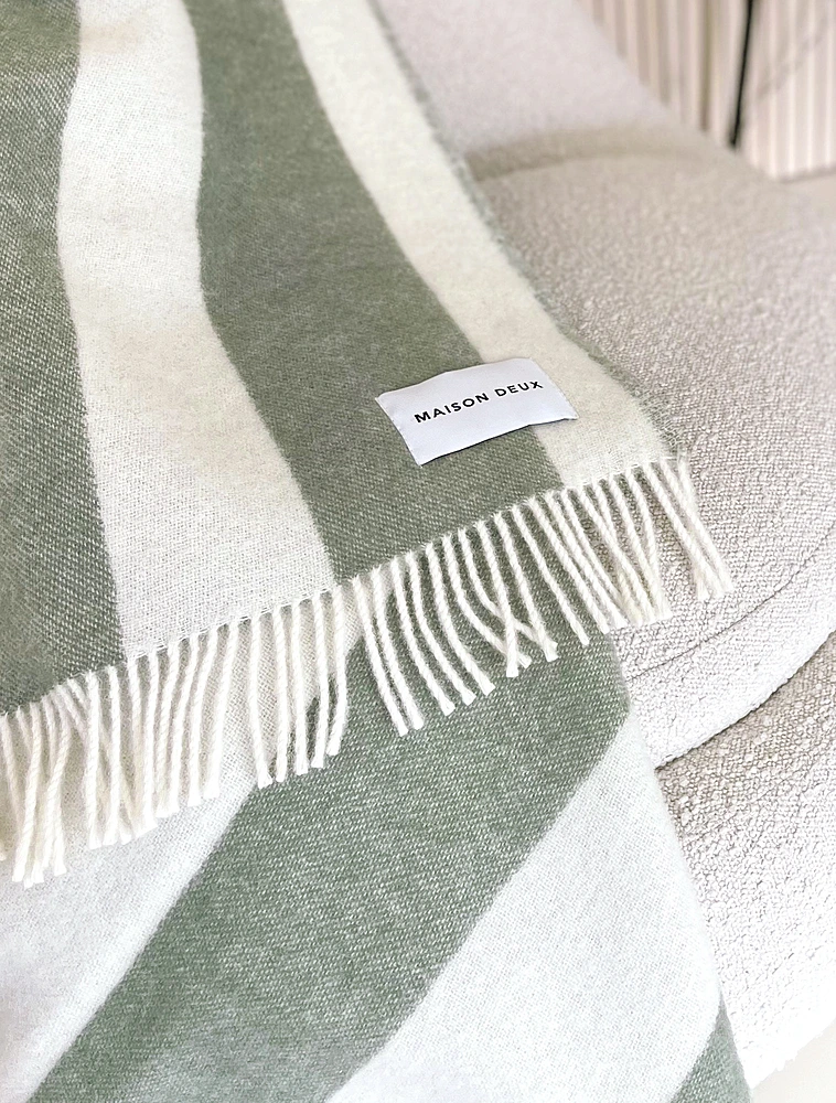 Плед Rough Stripe, 130х200 см от Maison Deux