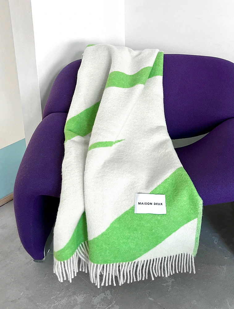 Плед Swirl, 130х200 см от Maison Deux