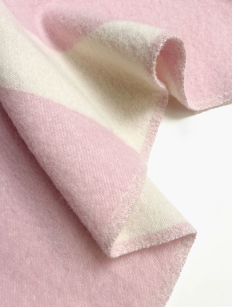 Плед Swirl, 130х200 см от Maison Deux