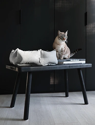 Лежанка для кошек Calma, 45 см