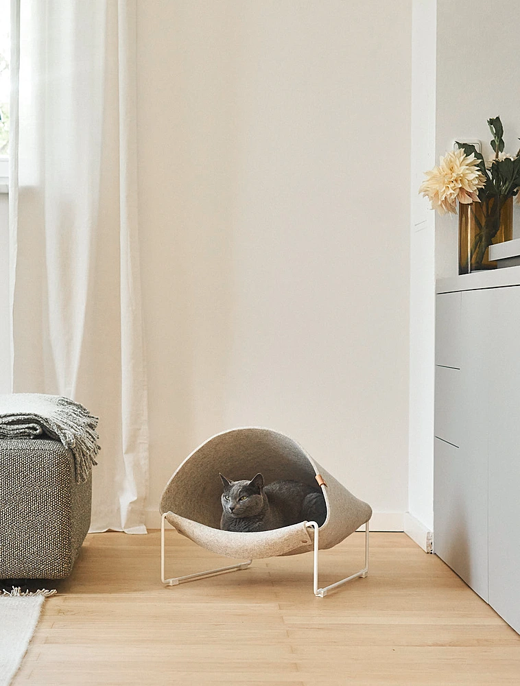 Домик-лежанка для кошек Loggia, 46x42x40 см от MiaCara