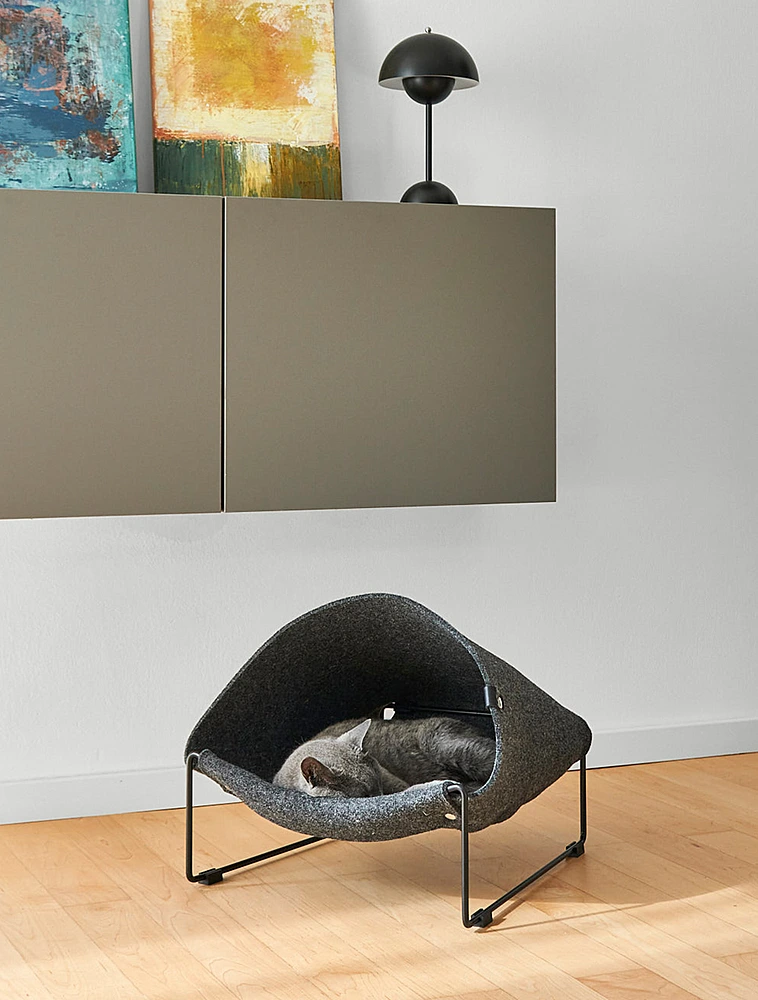 Домик-лежанка для кошек Loggia, 46x42x40 см от MiaCara