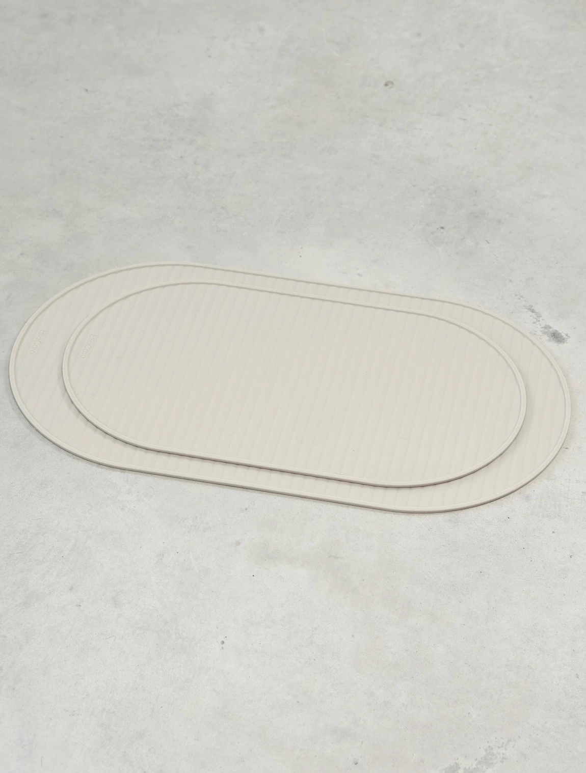 Коврик под миски для животных Pasto, 50х28 см