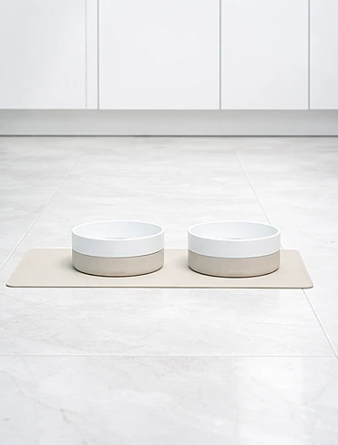 Коврик под миски для собак Tova, 68х47 см