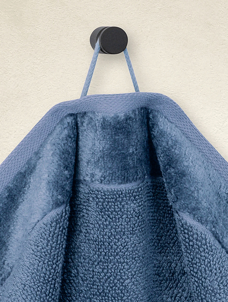 Полотенце Bamboo Luxe Steel Blue, 50x100 см от Möve