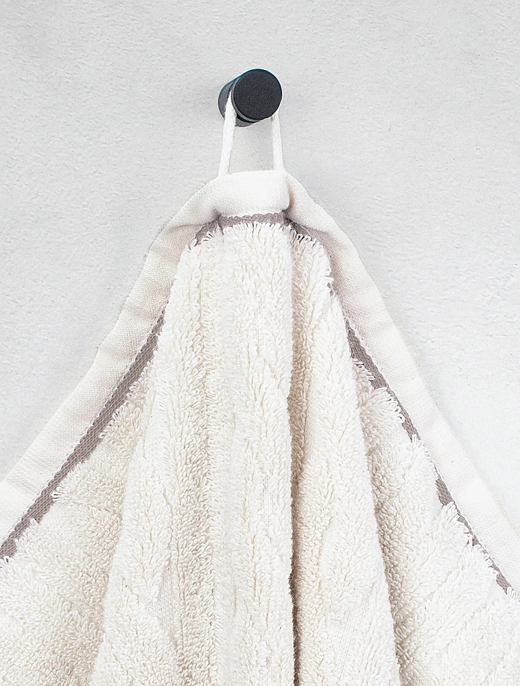 Полотенце Cosy Knits Cashmere, 67x140 см от Möve