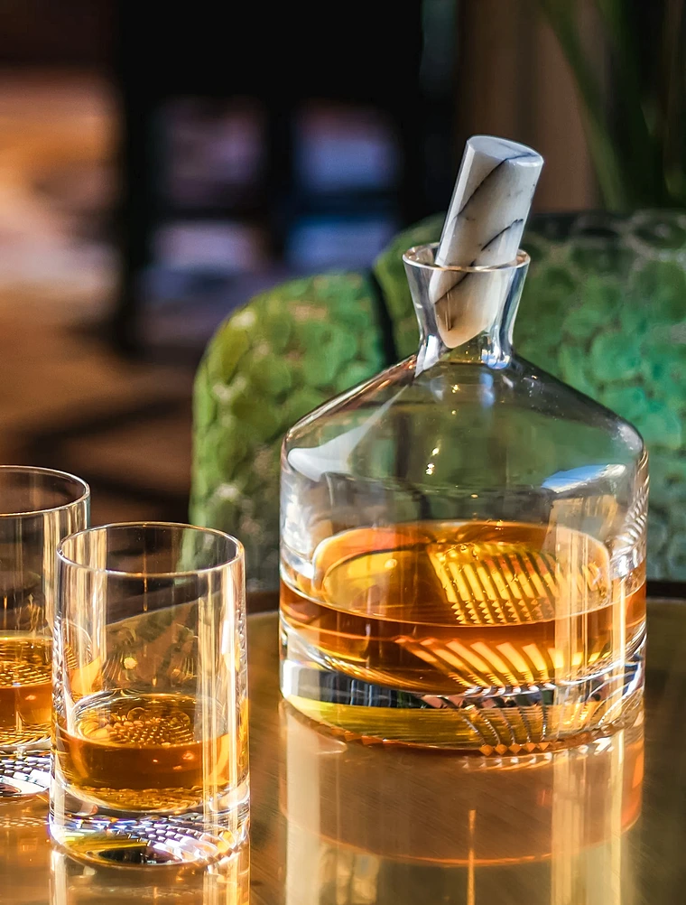 Штоф Alba, 1,8 л от Nude Glass