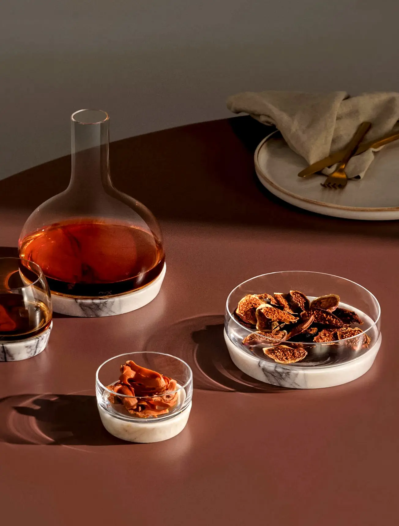 Чаша с подставкой Chill, 15 см