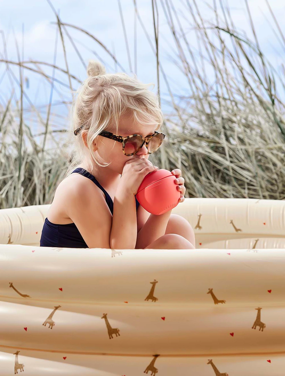 Детский поильник с трубочкой Apple, 250 мл