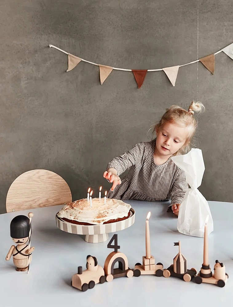 Тортовница на ножке Toppu, 27 см от OYOY Living Design