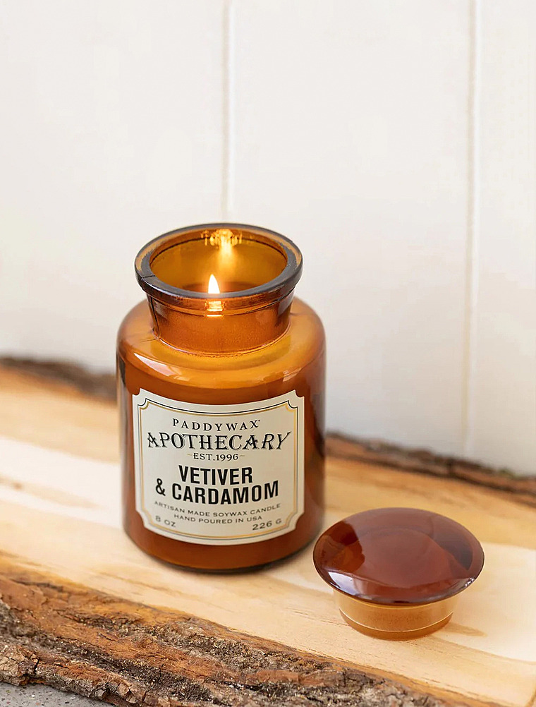 Ароматическая свеча Apothecary Vetiver & Cardamom, 12,5 см от Paddywax