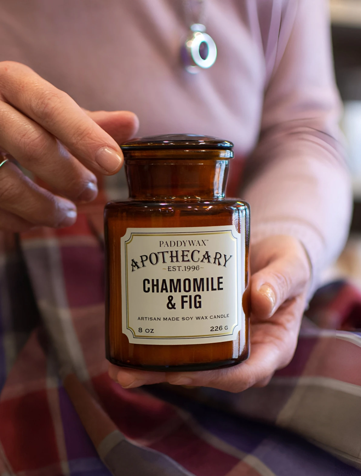 Ароматическая свеча Apothecary Chamomile & Fig, 12,5 см