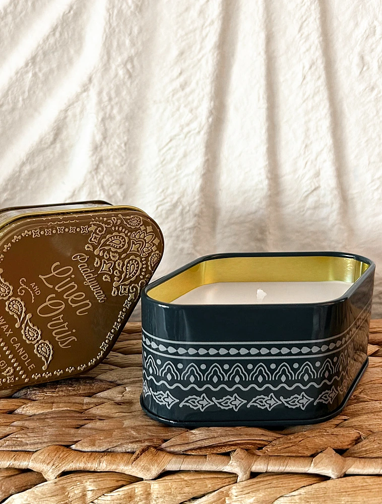 Ароматическая свеча Station Driftwood Indigo, 11x5 см от Paddywax